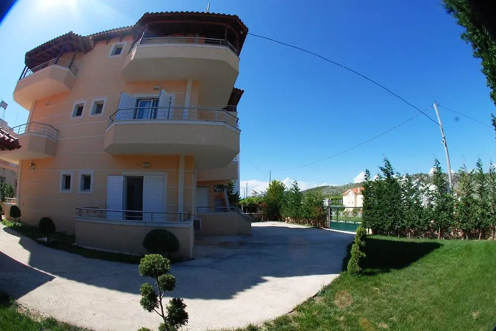 Mihasi Apartments Ksamil Hotel