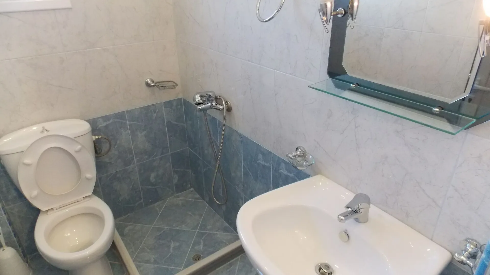 Hotel Mihasi Apartments Ksamil