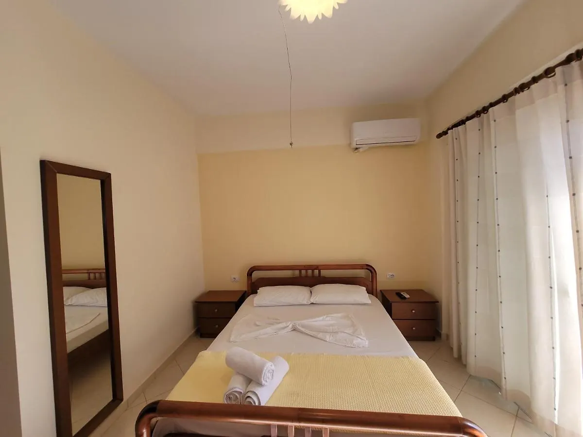 Vila Mihasi Ksamil Hotel