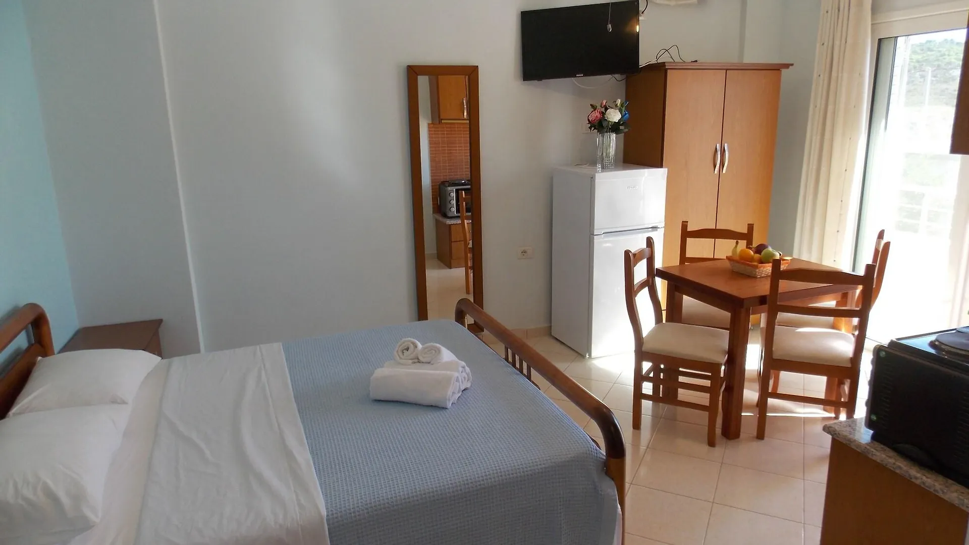 Mihasi Apartments Ksamil
